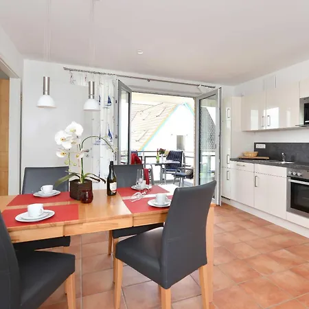 Bernstein Apartamento Glowe